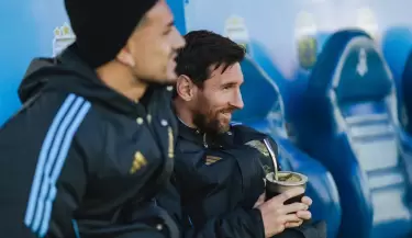 messi argentina paredes