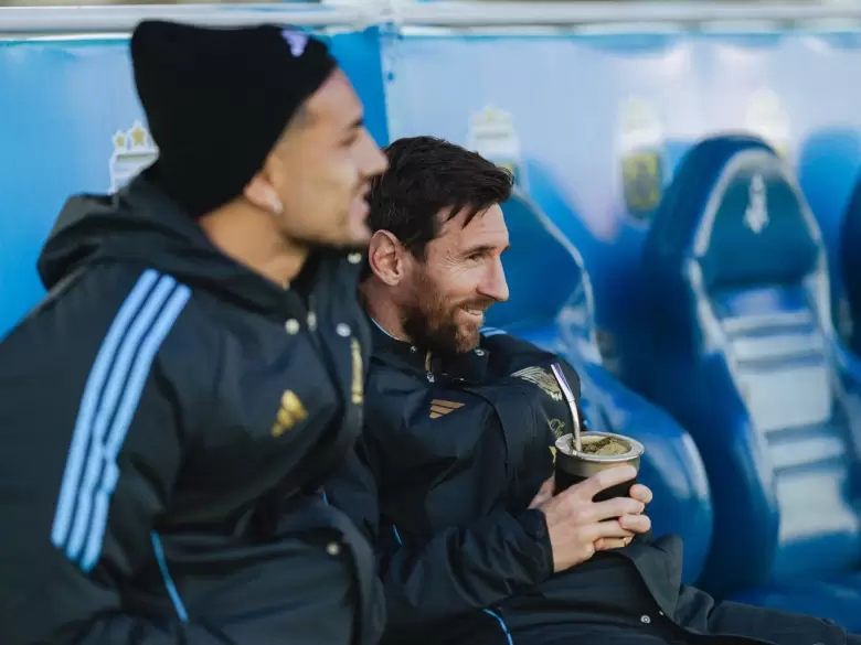 messi argentina paredes