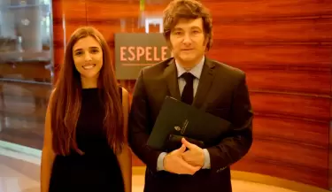 En Los �ngeles, Milei se reuni� con la argentina que es candidata a ser astronauta