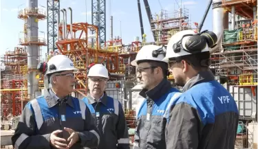 Petri recorri� la refiner�a de Luj�n de Cuyo y destac� avances estrat�gicos en Mendoza