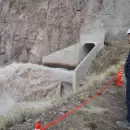 Concluyeron las maniobras de mantenimiento en el descargador de fondo del dique Potrerillos