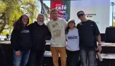 Mendocinos y turistas disfrutaron de una nueva edici�n de Dulce Caf� en el Lago