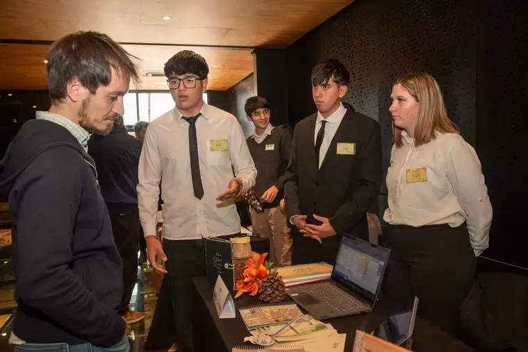 Emprender