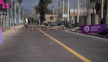 obra vial en Godoy Cruz