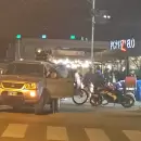 (Videos) Atropellaron a dos ciclistas en Guaymall�n y terminaron con importantes heridas