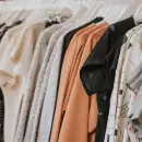 La venta de indumentaria sumó dos años en caída y hay mucho stock acumulado