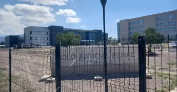policias