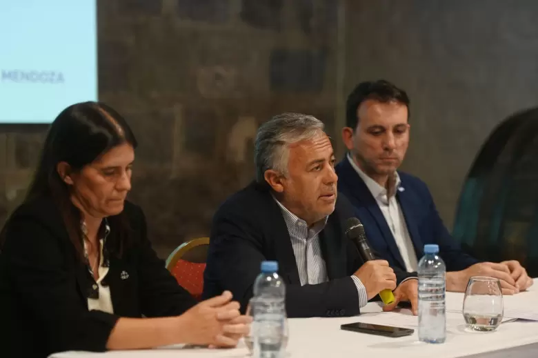 alfredo cornejo jornada de adopcion