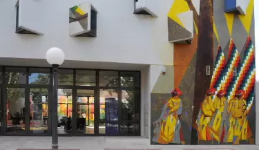 bilioteca-y-mediateca-manuel-belgrano
