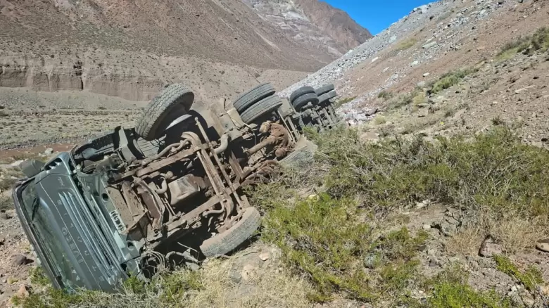 camión desbarrancó en Polvaredas
