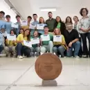 J�venes voluntarios de Mendonarte recibieron una distinci�n por su compromiso ambiental