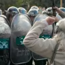 Otra vez hubo detenciones y caos en una nueva marcha de jubilados en el Congreso