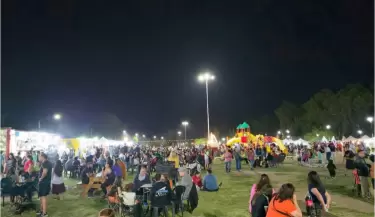 Las Heras celebr� el festival gastron�mico Pollo & Sabores con m�sica, comida y tradici�n