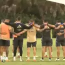(Video) El minuto de silencio de la Selección Argentina por el fallecimiento de Russo