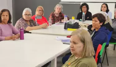 Adultos mayores participaron en una charla sobre delitos digitales en Luj�n de Cuyo