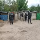 Fuerte operativo en Tunuy�n: detenidos y armas en un conflictivo asentamiento
