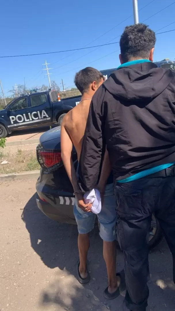 polic�a