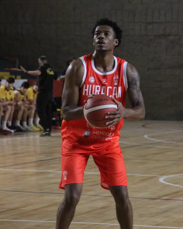 huracan basquet