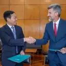 Ulpiano Suarez selló un acuerdo estratégico con la ciudad china de Yantai