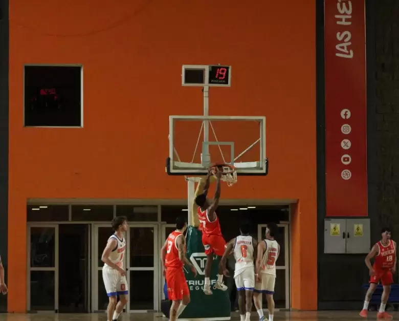 HURACAN BASQUET - RIVADAVIA