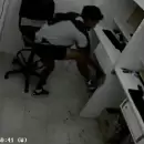 (Video) Robaron en un Pago F�cil de Capital: podr�a estar ligado al ataque a los cajeros