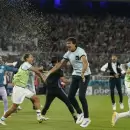 (Video) En un partido vibrante, Racing venci� a River y avanz� a los cuartos de final