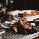 Revire Brasas Bravas: la mejor parrilla de la avenida Corrientes y su pasión por la carne