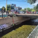 C�mo detuvieron a un delincuente que se arroj� al Cacique Guaymall�n para que no lo atraparan
