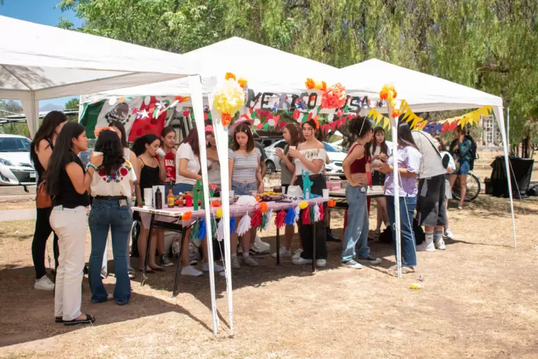 uncuyo internacional