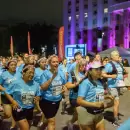 La Marat�n Nocturna reuni� a 2000 corredores y convirti� a la Ciudad en una fiesta deportiva