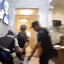 Videos oficiales comprometieron a la Policía por violentas detenciones en la última marcha antiminera