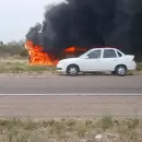 Escena desesperante: un colectivo estall� en llamas cerca de Ugarteche