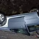 Volc� un auto en la alta monta�a mendocina y sus ocupantes sufrieron traumatismos