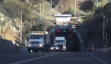 Por obras, har�n cierres nocturnos en un t�nel chileno clave: afectar�n a los camioneros