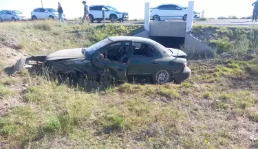 Alcoholemia positiva y vuelco en San Carlos: investigan a una conductora de 18 a�os
