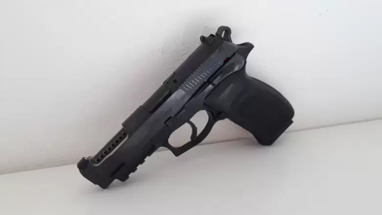 pistola