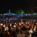 Ciudad Navide�a desbord� la Plaza Independencia y reuni� a miles de familias en Capital