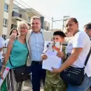 Entregaron casas para m�s de 100 familias en Godoy Cruz y Costarelli destac� el plan habitacional