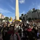 Venezolanos coparon el Obelisco para celebrar la captura de Nicol�s Maduro
