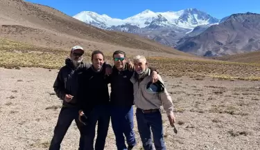 tras la monta�a