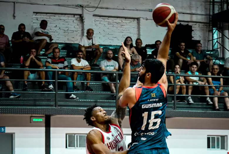 HURACAN BASQUET