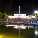 Una multitud acompa�� la primera noche del festival Vino Blues en el lago del Parque San Mart�n