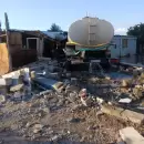 Un camión municipal se quedó sin frenos y chocó contra un club en Tupungato: el conductor está grave