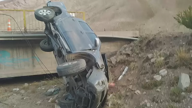vuelco en la ruta 7 (5)