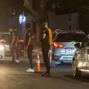 Tensi�n extrema durante un control en Las Heras: una mujer apunt� a polic�as con una 9 mm