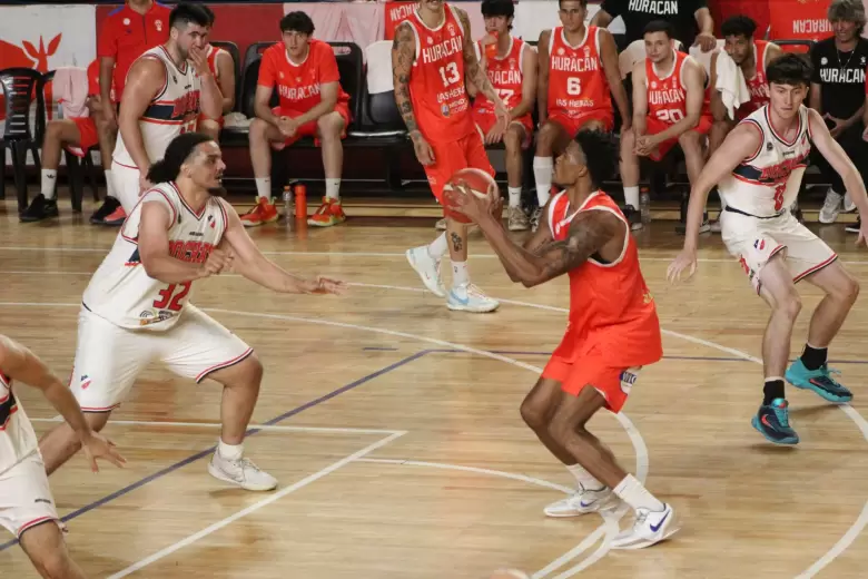 HURACAN BASQUET