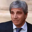 Luis Caputo anticipó una inflación más baja en mayo y aseguró que “hay dólares para todos”