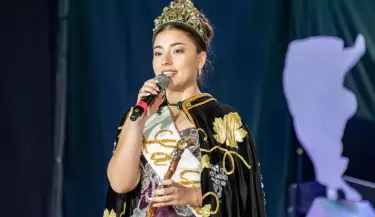 ana-laura-roza-reina-la-paz-2026