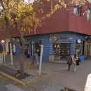 Un delincuente amenazó a una empleada y escapó con $200 mil de una vinoteca de Ciudad