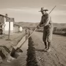 Los obreros de �las 20 cuadras�, memoria de un oficio que sostuvo los caminos
